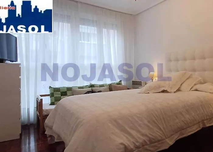 Huertas Appartement *